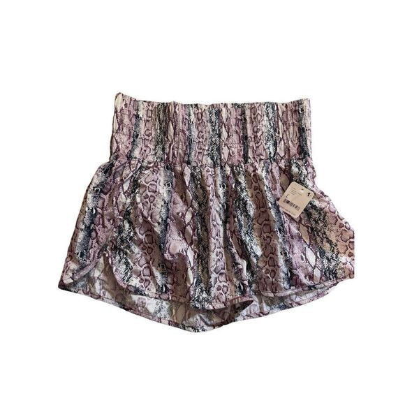 NEW Free People Movement The Way Home Shorts Sz L  in anaconda venom - Picture 1 of 10